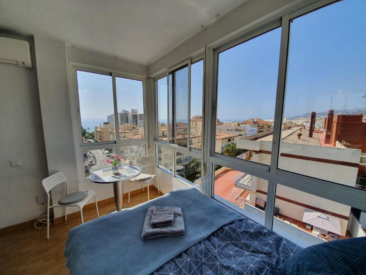 Mini Penthouse Close To Beach With Nice Seaviews Nerja Buitenkant foto